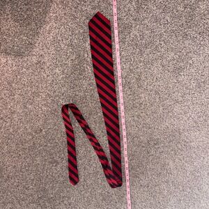 Prince Consort Necktie Mens OS Red Black Excellent Golden Clasp Striped Tie